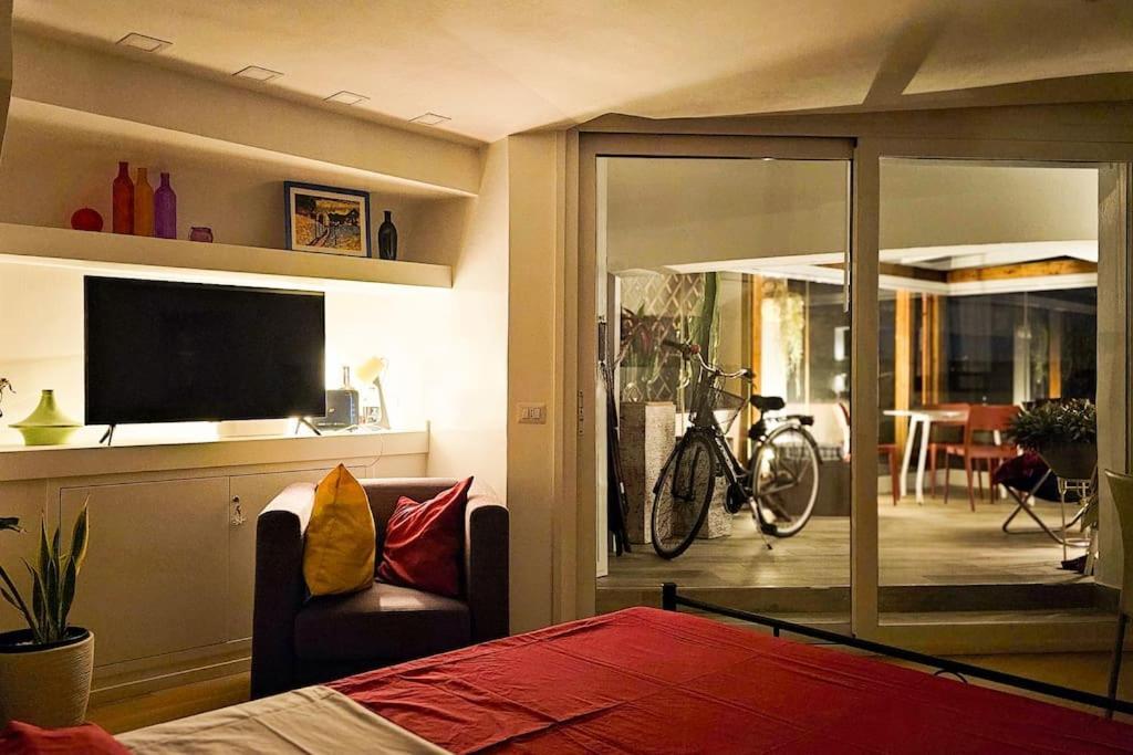Penthouse Utopoli -porta Portese Apartment